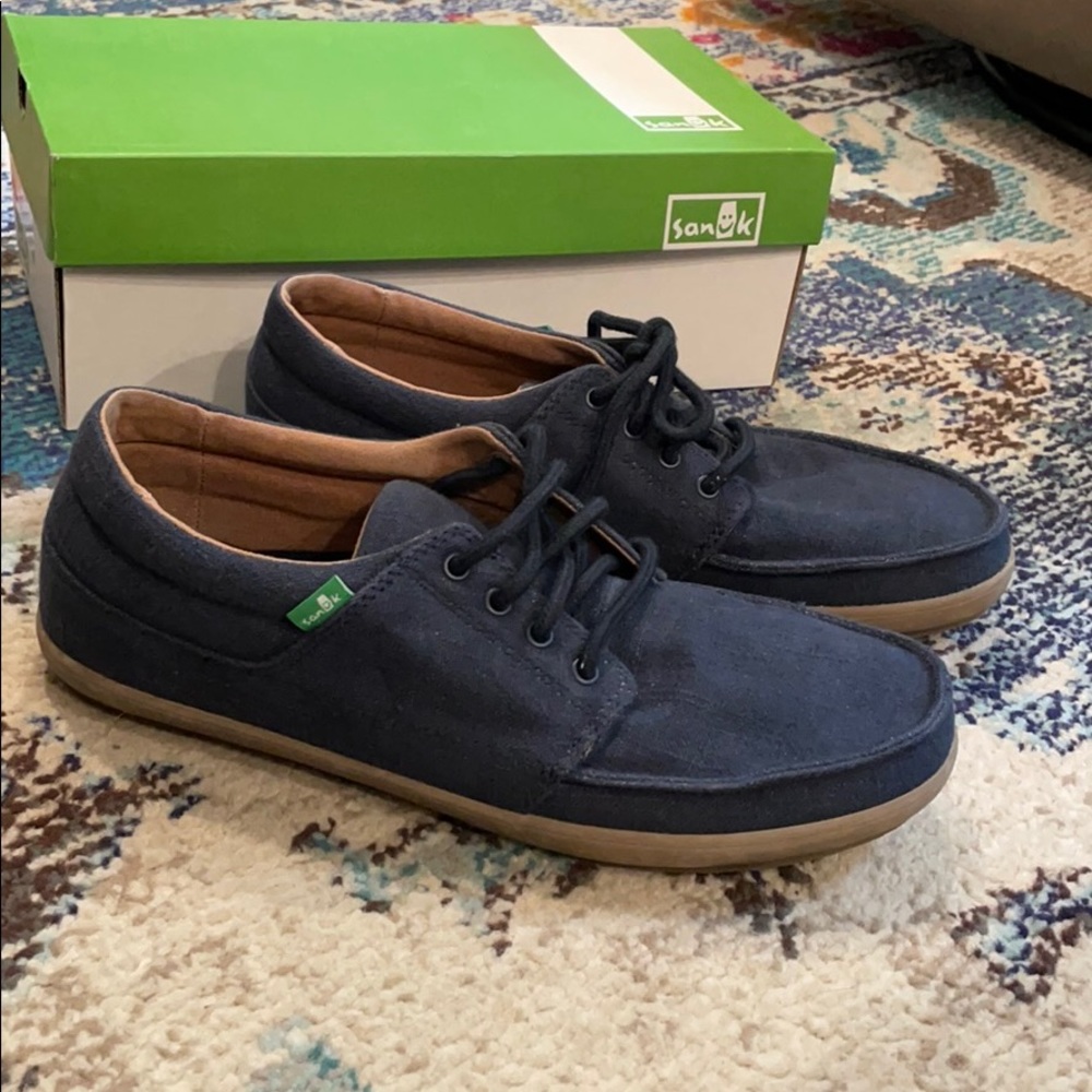 Navy Sanuk shoes (Men’s)